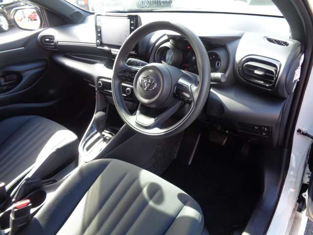トヨタ ヤリス １．０ Ｇ R3年 (中国) 99