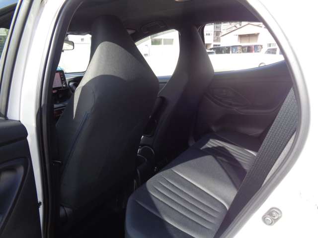 トヨタ ヤリス １．０ Ｇ R3年 (中国) 99