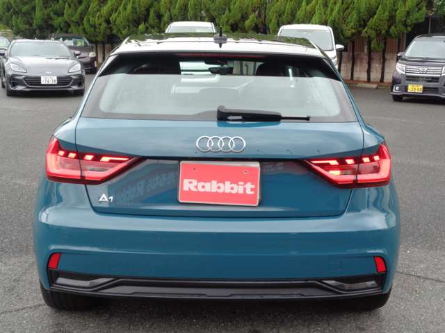 アウディ Ａ１　スポーツバック ３５ ＴＦＳＩ アドバンスト R2年 (中国) 99