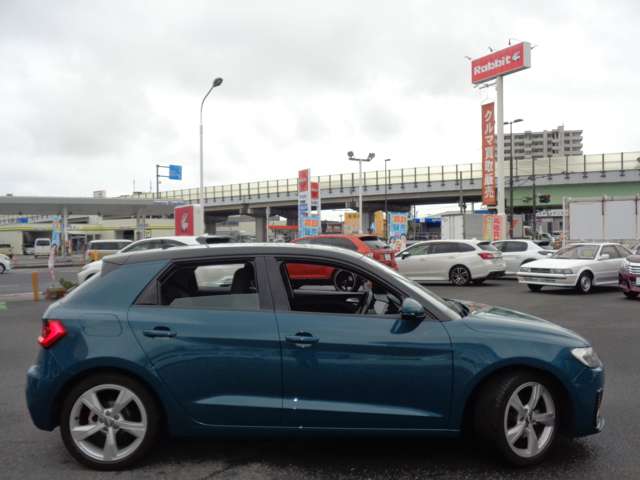 アウディ Ａ１　スポーツバック ３５ ＴＦＳＩ アドバンスト R2年 (中国) 99