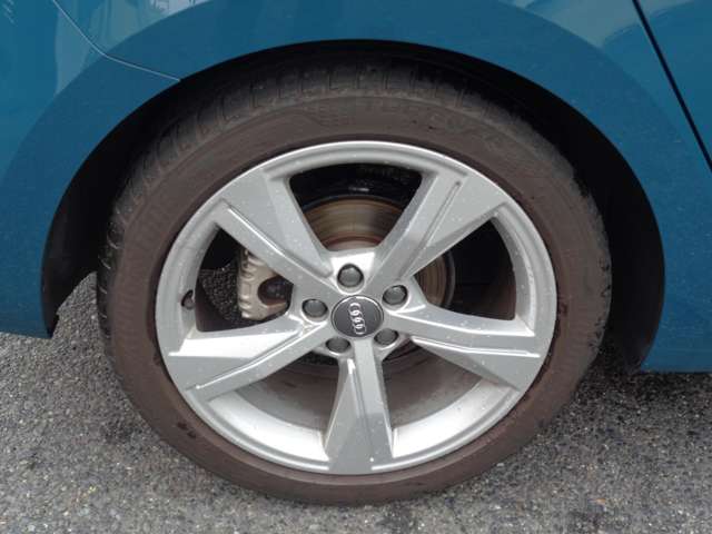 アウディ Ａ１　スポーツバック ３５ ＴＦＳＩ アドバンスト R2年 (中国) 99