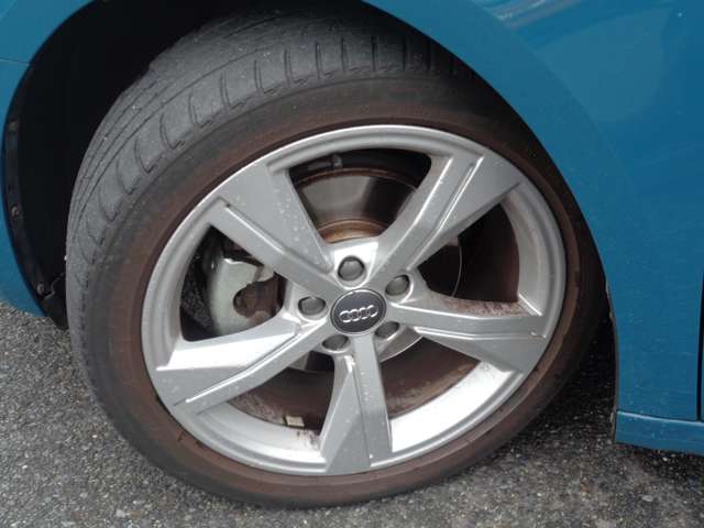 アウディ Ａ１　スポーツバック ３５ ＴＦＳＩ アドバンスト R2年 (中国) 99