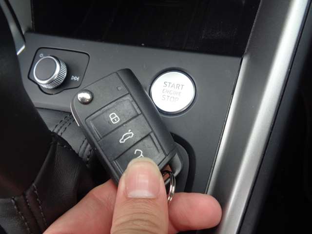 アウディ Ａ１　スポーツバック ３５ ＴＦＳＩ アドバンスト R2年 (中国) 99