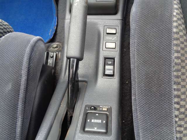 トヨタ カローラレビン １．６ ＧＴアペックス S62年 (中国) 99