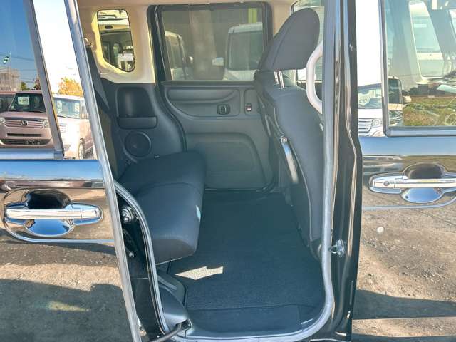 ホンダ Ｎ　ＢＯＸ ６６０ カスタムＧ ＳＳパッケージ H28年 (九州・沖縄) 99