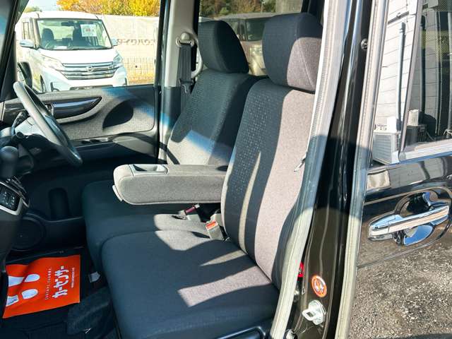 ホンダ Ｎ　ＢＯＸ ６６０ カスタムＧ ＳＳパッケージ H28年 (九州・沖縄) 99