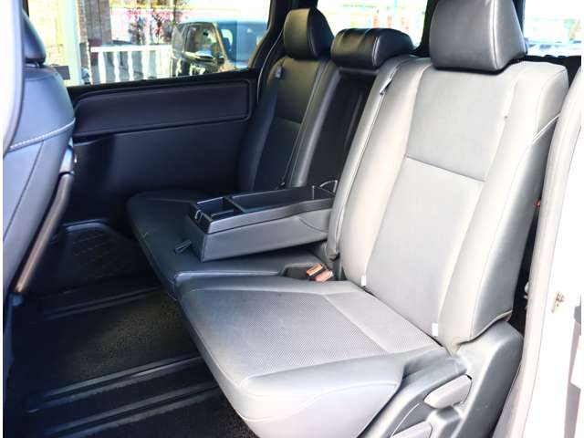 トヨタ エスクァイア ２．０ ＧＩ R2年 (関東) 99
