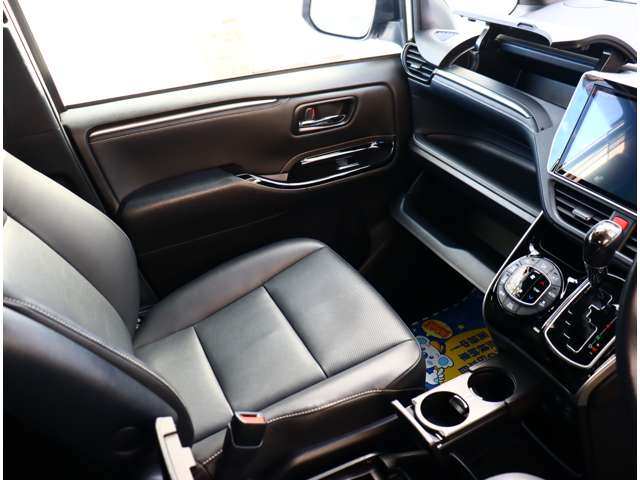 トヨタ エスクァイア ２．０ ＧＩ R2年 (関東) 99