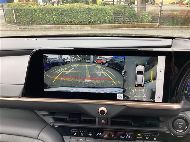 トヨタ クラウン　スポーツ　ハイブリッド ２．５ Ｚ Ｅ－ＦＯＵＲ ４ＷＤ R6年 (関東) 99