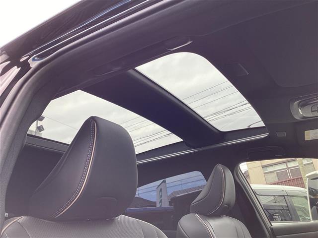 トヨタ クラウン　スポーツ　ハイブリッド ２．５ Ｚ Ｅ－ＦＯＵＲ ４ＷＤ R6年 (関東) 99