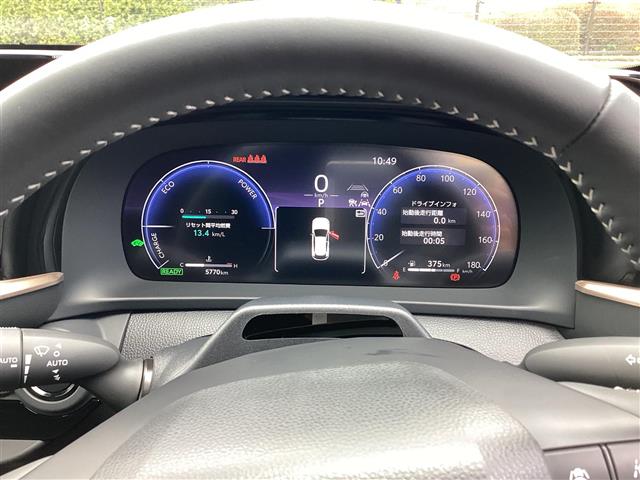 トヨタ クラウン　スポーツ　ハイブリッド ２．５ Ｚ Ｅ－ＦＯＵＲ ４ＷＤ R6年 (関東) 99