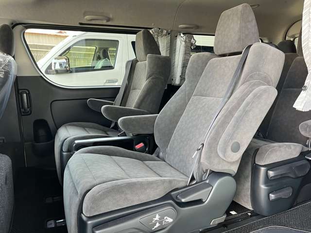 トヨタ ハイエースワゴン ２．７ ＧＬ ロング ファインテックツアラー R7年 (近畿) 99