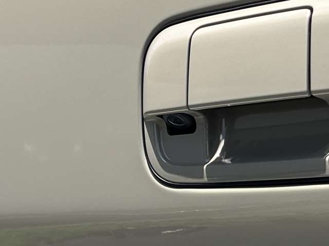 スズキ クロスビー １．０ ハイブリッド ＭＺ ブラウンアクセントパッケージ装着車 R7年 (近畿) 99