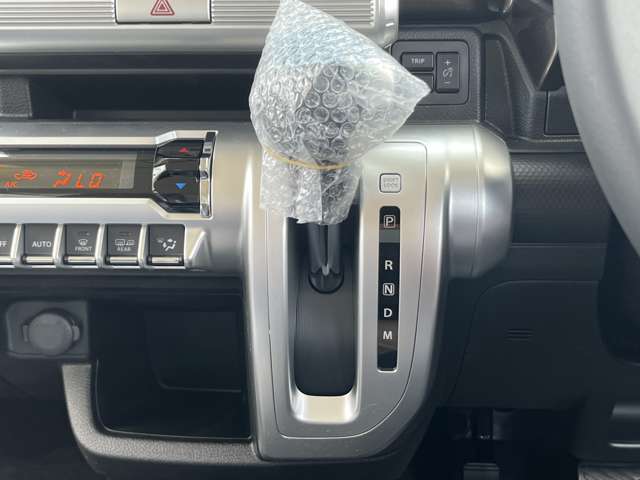 スズキ クロスビー １．０ ハイブリッド ＭＺ ブラウンアクセントパッケージ装着車 R7年 (近畿) 99