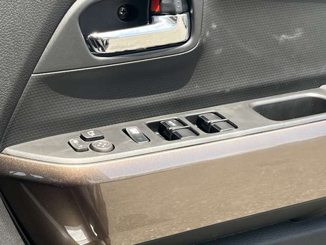 スズキ クロスビー １．０ ハイブリッド ＭＺ ブラウンアクセントパッケージ装着車 R7年 (近畿) 99