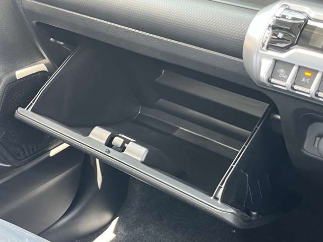 スズキ クロスビー １．０ ハイブリッド ＭＺ ブラウンアクセントパッケージ装着車 R7年 (近畿) 99