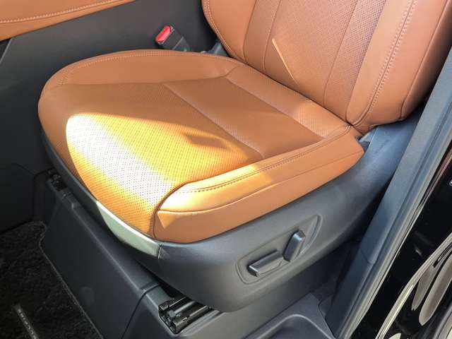 トヨタ ヴェルファイア ２．４ Ｚプレミア R6年 (近畿) 99