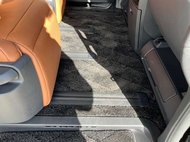 トヨタ ヴェルファイア ２．４ Ｚプレミア R6年 (近畿) 99