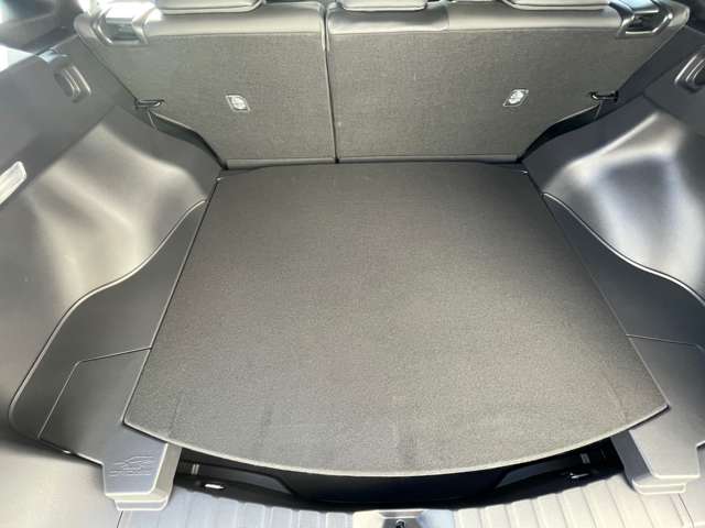 トヨタ カローラクロス　ハイブリッド １．８ ハイブリッド Ｚ R6年 (東海) 99