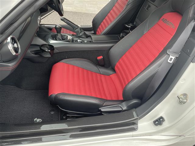 アバルト １２４　スパイダー １．４ H29年 (東海) 99