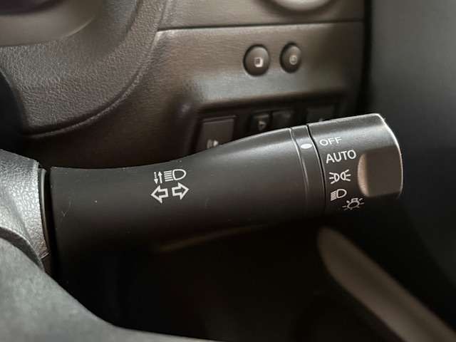 日産 ノート １．２ Ｅ－ＰＯＷＥＲ Ｘ H28年 (東北) 99