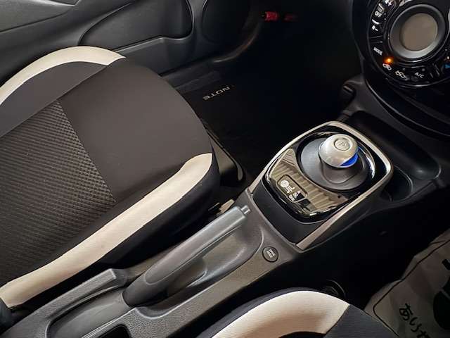 日産 ノート １．２ Ｅ－ＰＯＷＥＲ Ｘ H28年 (東北) 99