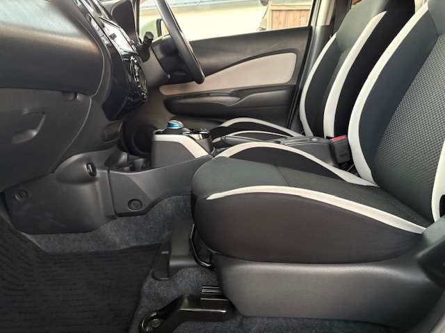 日産 ノート １．２ Ｅ－ＰＯＷＥＲ Ｘ H28年 (東北) 99