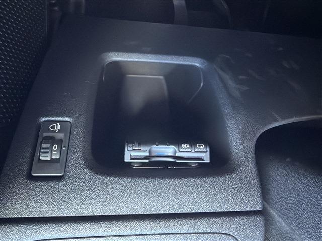 プジョー ２０８ ＧＴｉ H28年 (東北) 99