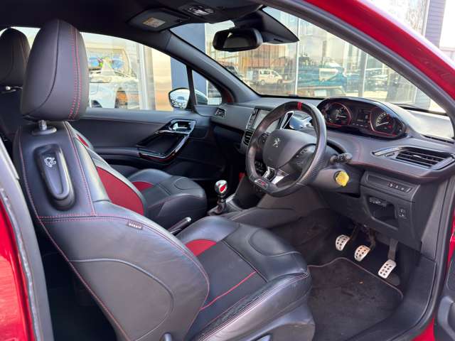 プジョー ２０８ ＧＴｉ H28年 (東北) 99