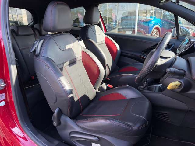 プジョー ２０８ ＧＴｉ H28年 (東北) 99