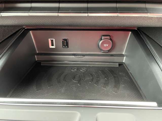 シトロエン Ｃ５　エアクロス　ＳＵＶ　ＰＨＥＶ マックス プラグインハイブリッド R6年 (東北) 99