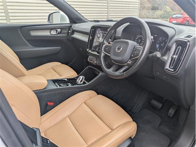 ボルボ ＸＣ４０ Ｔ５ ＡＷＤ インスクリプション ４ＷＤ R2年 (東北) 99