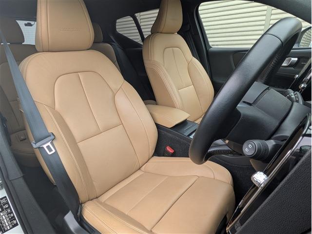 ボルボ ＸＣ４０ Ｔ５ ＡＷＤ インスクリプション ４ＷＤ R2年 (東北) 99