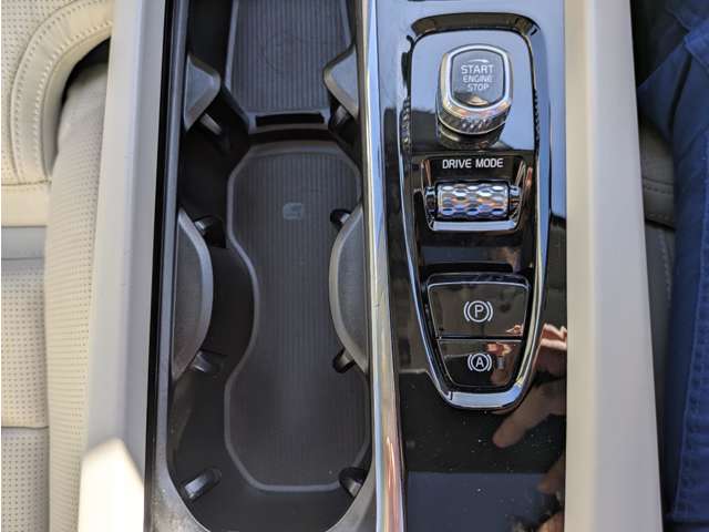 ボルボ Ｓ６０ Ｔ５　インスクリプション R2年 (東北) 99