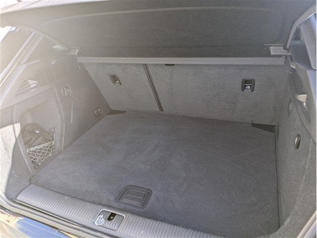 アウディ Ｓ３　スポーツバック ２．０ ４ＷＤ H29年 (東北) 99