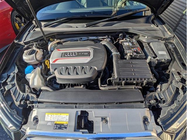 アウディ Ｓ３　スポーツバック ２．０ ４ＷＤ H29年 (東北) 99