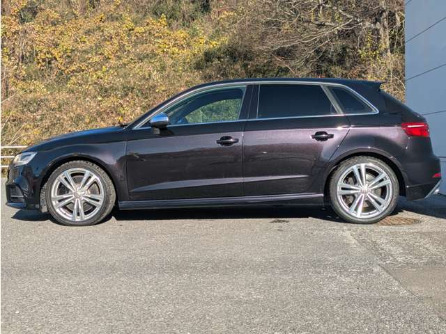 アウディ Ｓ３　スポーツバック ２．０ ４ＷＤ H29年 (東北) 99
