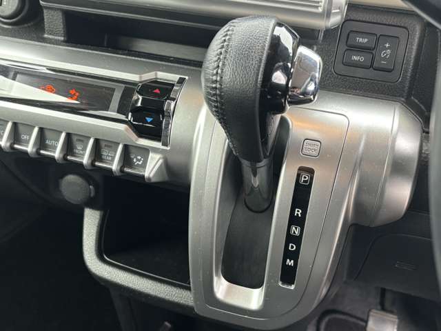 スズキ クロスビー １．０ ハイブリッド ＭＺ H29年 (東北) 99