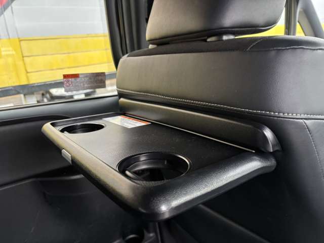 トヨタ ノア ２．０ ＳＩ ＷＸＢ ４ＷＤ H30年 (東北) 99