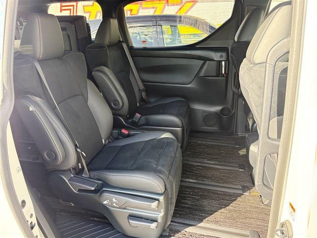 トヨタ アルファード ２．５ Ｓ タイプゴールドＩＩＩ R5年 (東北) 99