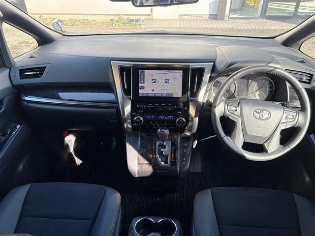 トヨタ アルファード ２．５ Ｓ タイプゴールドＩＩＩ R5年 (東北) 99