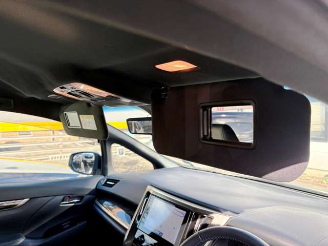 トヨタ アルファード ２．５ Ｓ タイプゴールドＩＩＩ R5年 (東北) 99