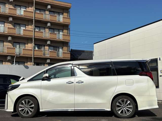 トヨタ アルファード ２．５ Ｓ タイプゴールドＩＩＩ R5年 (東北) 99