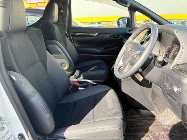 トヨタ アルファード ２．５ Ｓ タイプゴールドＩＩＩ R5年 (東北) 99