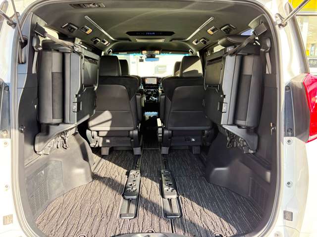 トヨタ アルファード ２．５ Ｓ タイプゴールドＩＩＩ R5年 (東北) 99