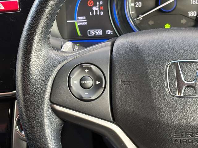 ホンダ グレイス　ハイブリッド １．５ ハイブリッド ＥＸ H27年 (東北) 99