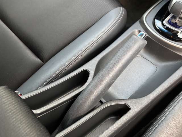 ホンダ グレイス　ハイブリッド １．５ ハイブリッド ＥＸ H27年 (東北) 99