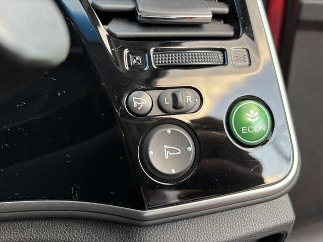 ホンダ グレイス　ハイブリッド １．５ ハイブリッド ＥＸ H27年 (東北) 99