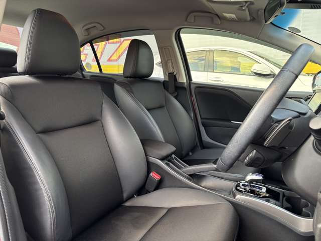 ホンダ グレイス　ハイブリッド １．５ ハイブリッド ＥＸ H27年 (東北) 99