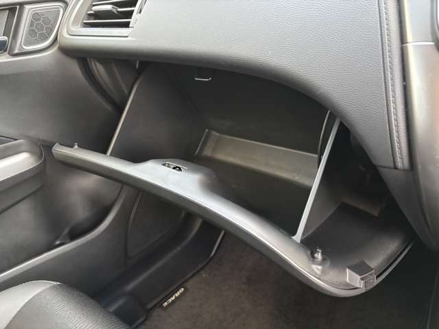 ホンダ グレイス　ハイブリッド １．５ ハイブリッド ＥＸ H27年 (東北) 99